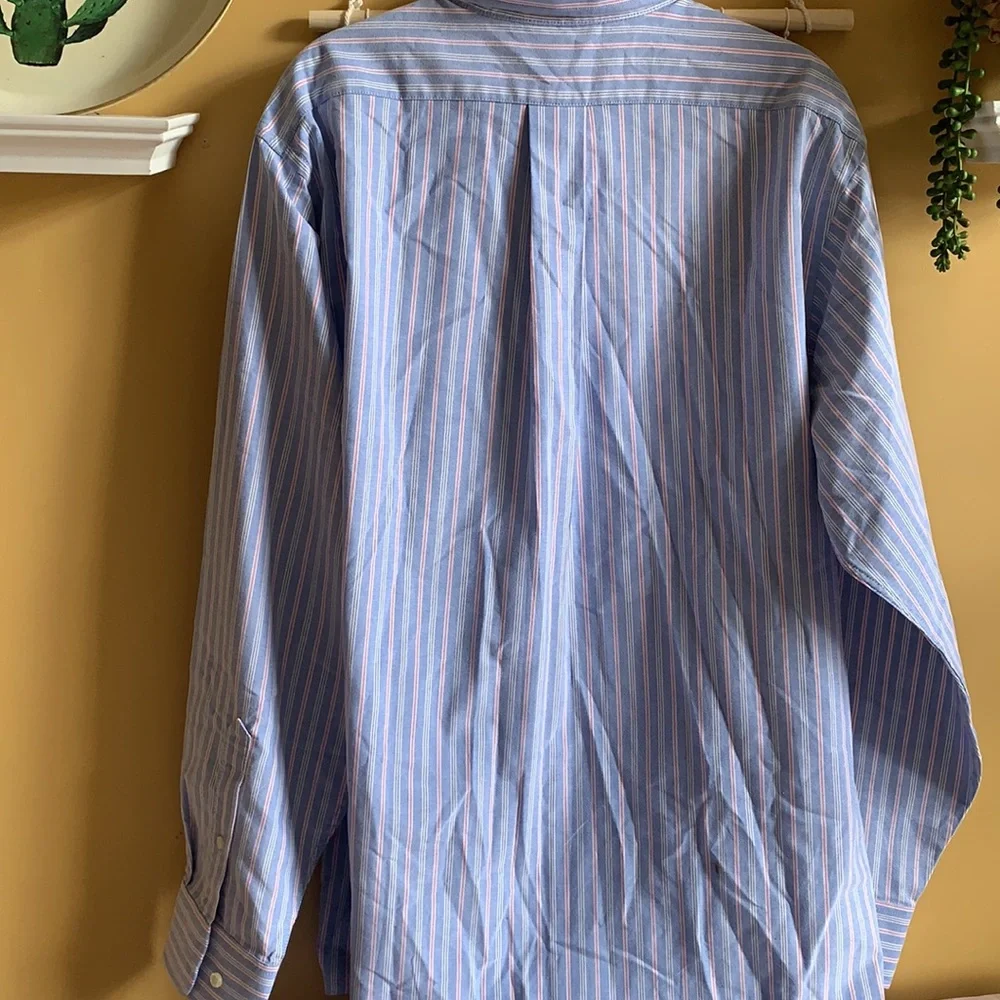 Oversized button up - Picture 9 of 11